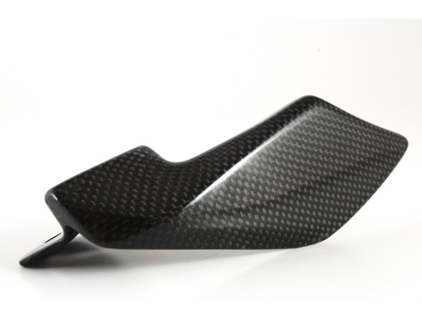 MD-9912-C17F SWINGARM GUARD - SHARK FIN